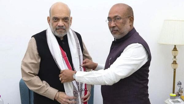 <div class="paragraphs"><p>Union Home Minister Amit Shah with Manipur Chief Minister N. Biren Singh during a meeting, in New Delhi, Saturday, Feb. 3, 2024.</p></div>