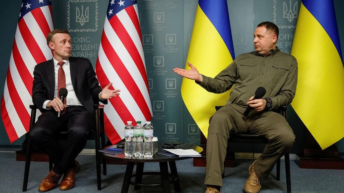 <div class="paragraphs"><p>U.S. White House National Security Advisor Jake Sullivan and Head of Ukraine's Presidential Office Andriy Yermak attend a news briefing, amid Russia's attack on Ukraine, in Kyiv, Ukraine March 20, 2024</p></div>