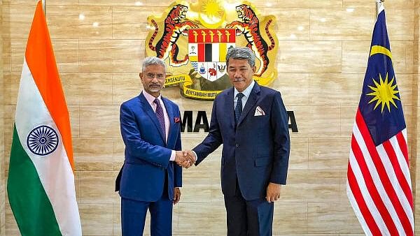 <div class="paragraphs"><p>External Affairs Minister S. Jaishankar with his Malaysian counterpart Mohamad Haji Hasan during a meeting, in Malaysia, Wednesday on March 27, 2024.</p></div>