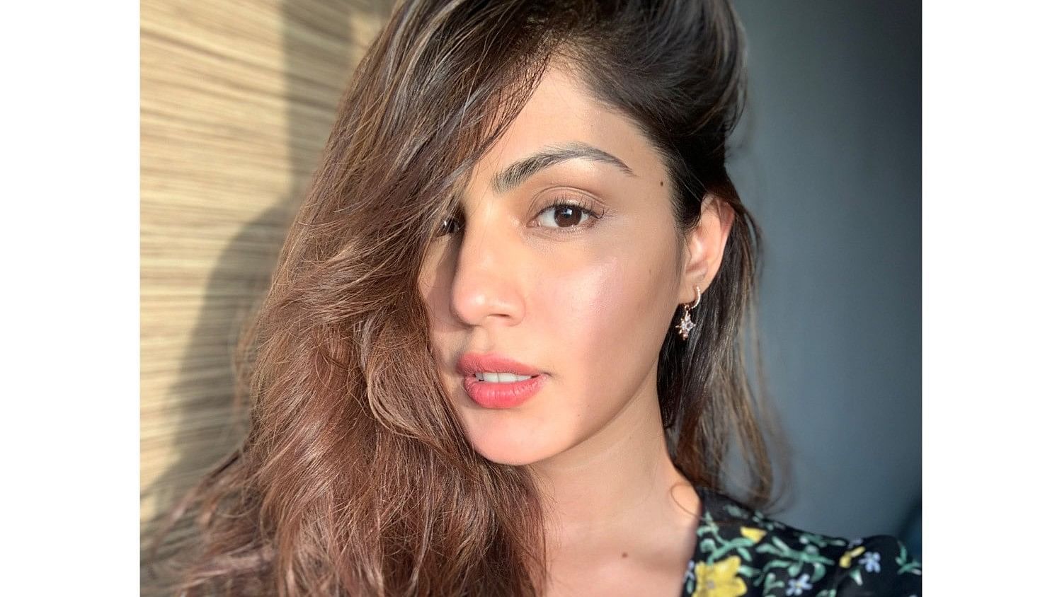 <div class="paragraphs"><p>Actor Rhea Chakraborty</p></div>