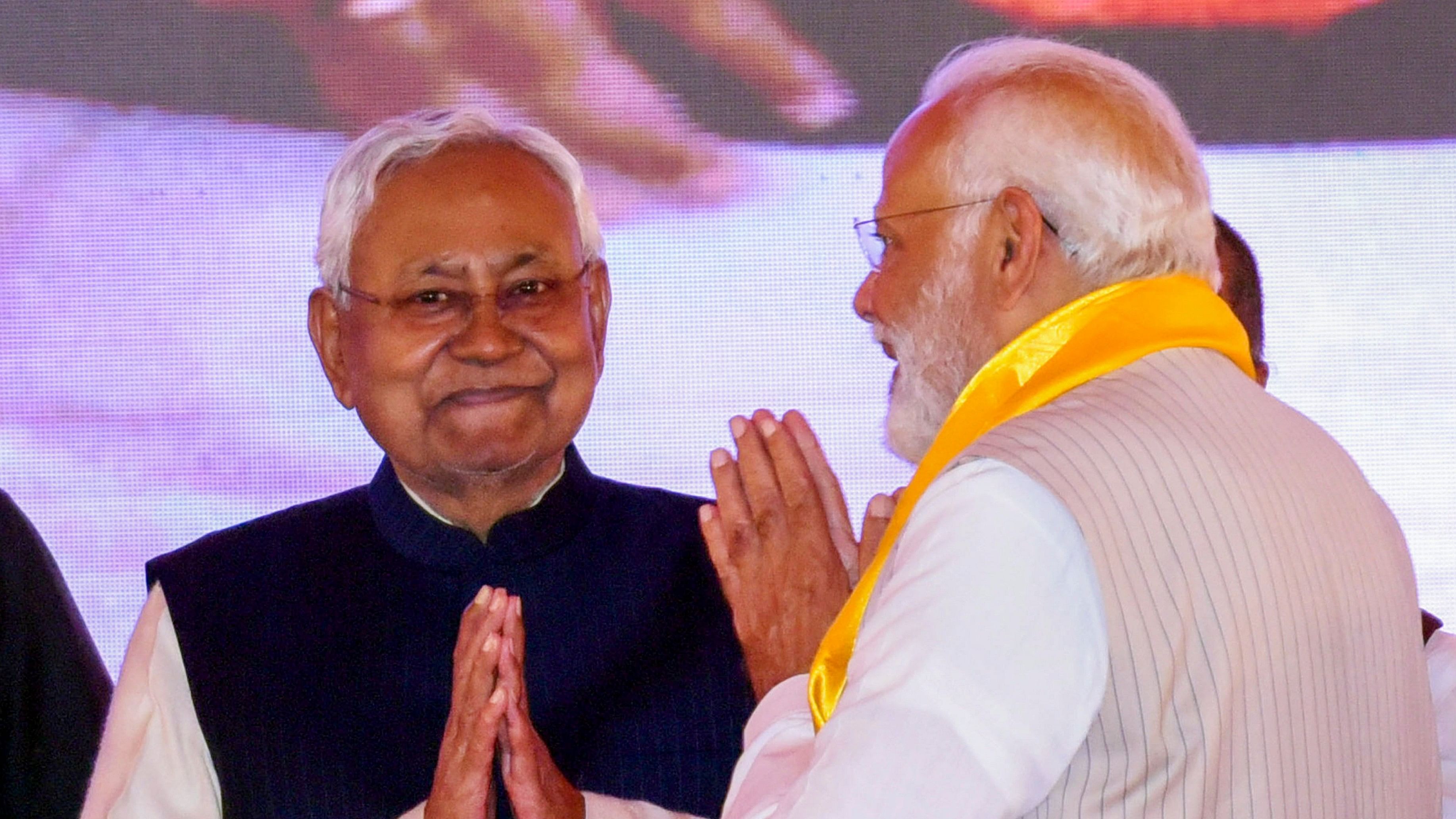 <div class="paragraphs"><p>Prime Minister Narendra Modi being greeted by Bihar Chief Minister Nitish Kumar  </p></div>