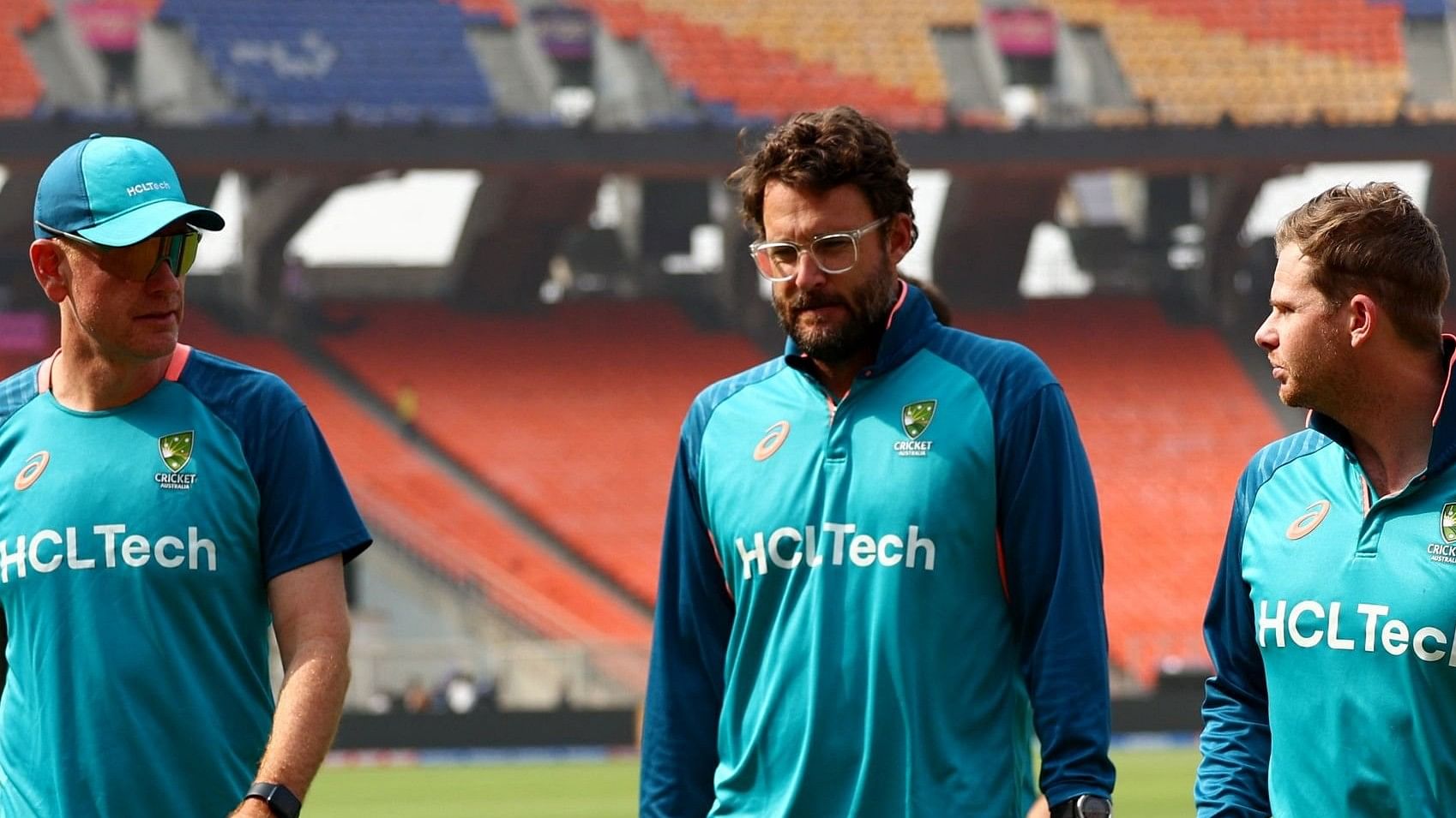 <div class="paragraphs"><p>A file photo of Australian coach Andrew McDonald, Assistant Coach Daniel Vettori and Australian batsman Steve Smith</p></div>