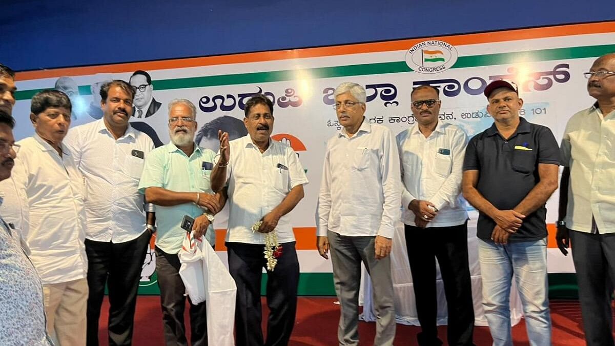 <div class="paragraphs"><p>Jayaprakash Hegde recently rejoined the Congress party after a stint with BJP.</p></div>