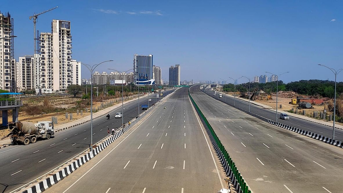 <div class="paragraphs"><p>Dwarka Expressway ahead of its inauguration by Prime Minister Narendra Modi, in Gurugram.</p></div>