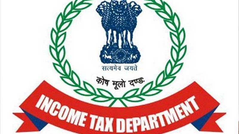 <div class="paragraphs"><p>I-T Department logo.</p></div>