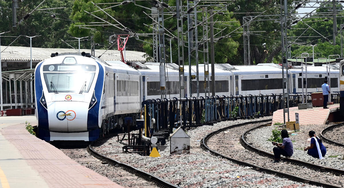 Bengaluru- Kalaburagi Vande Bharat Train Updates: Karnataka Set To Get ...