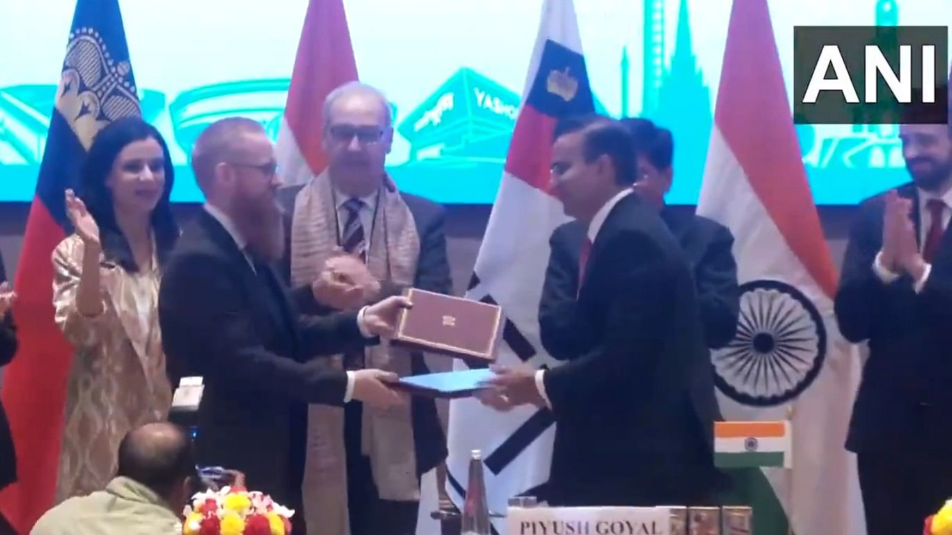 <div class="paragraphs"><p>India-EFTA Trade &amp; Economic Partnership Agreement (TEPA) being exchanged.</p></div>