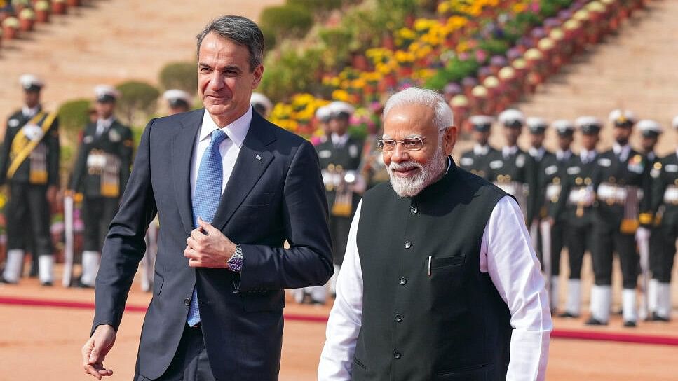 <div class="paragraphs"><p>Prime Minister Narendra Modi with Prime Minister of Greece Kyriakos Mitsotakis.</p></div>