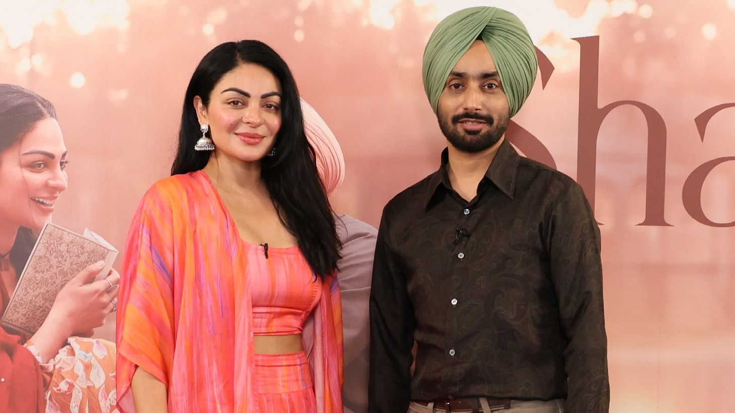 <div class="paragraphs"><p>Neeru Bajwa and Dr Satinder Sartaaj.</p></div>