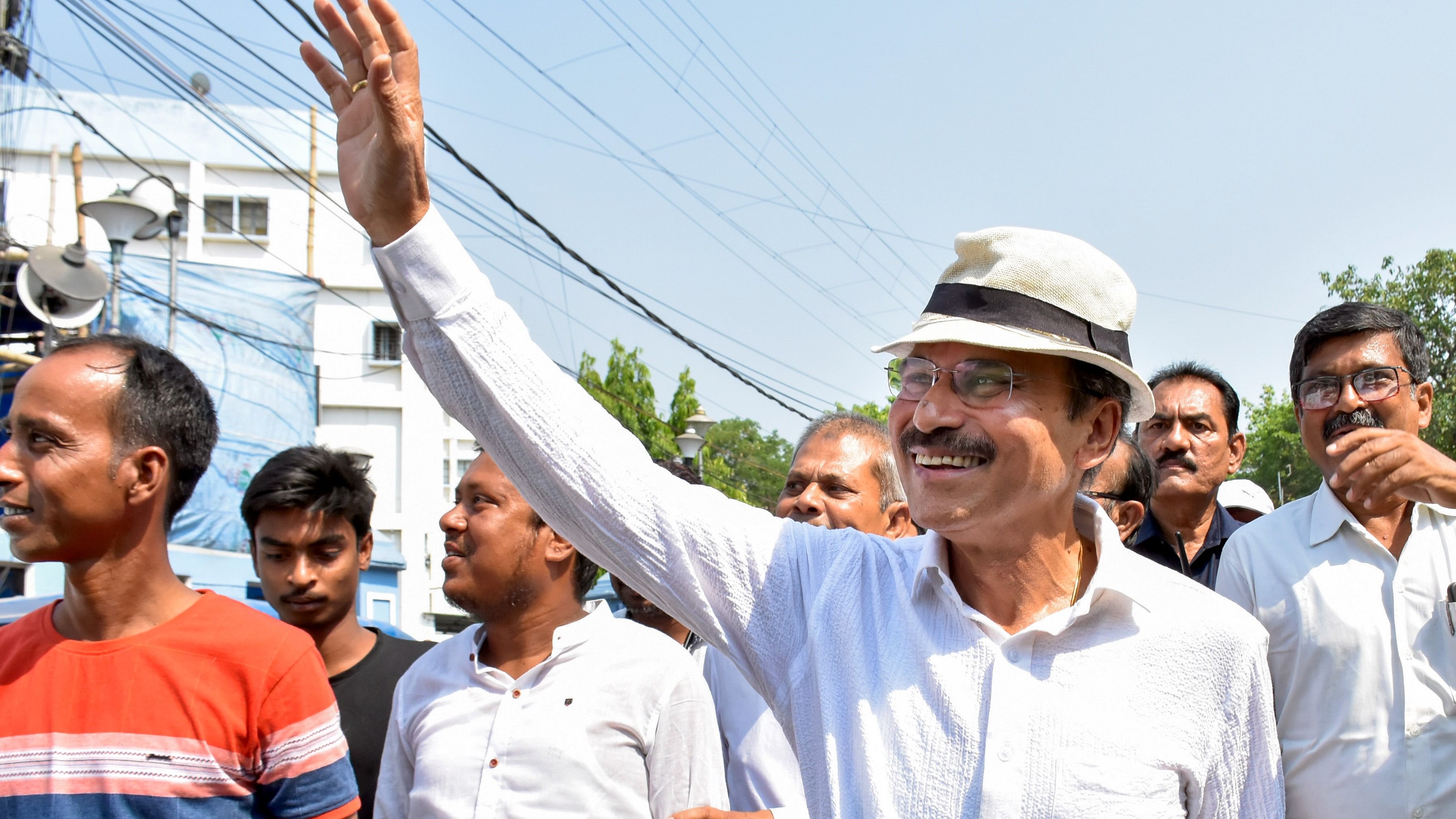 <div class="paragraphs"><p>Congress leader and candidate Adhir Ranjan Chowdhury waves to supporters during a rally after filing his nomination for the Lok Sabha elections, at Berhampore, in Murshidabad district, on Wednesday.</p></div>
