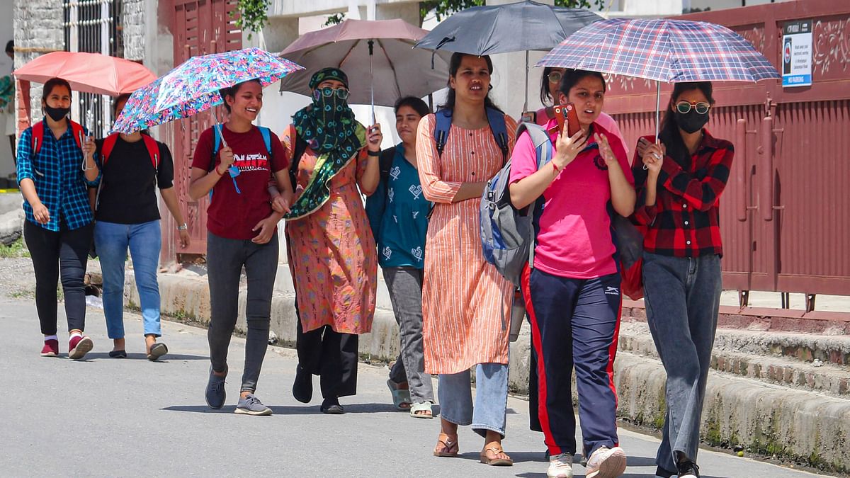 In Pics| Tips to stay cool as temperature soars