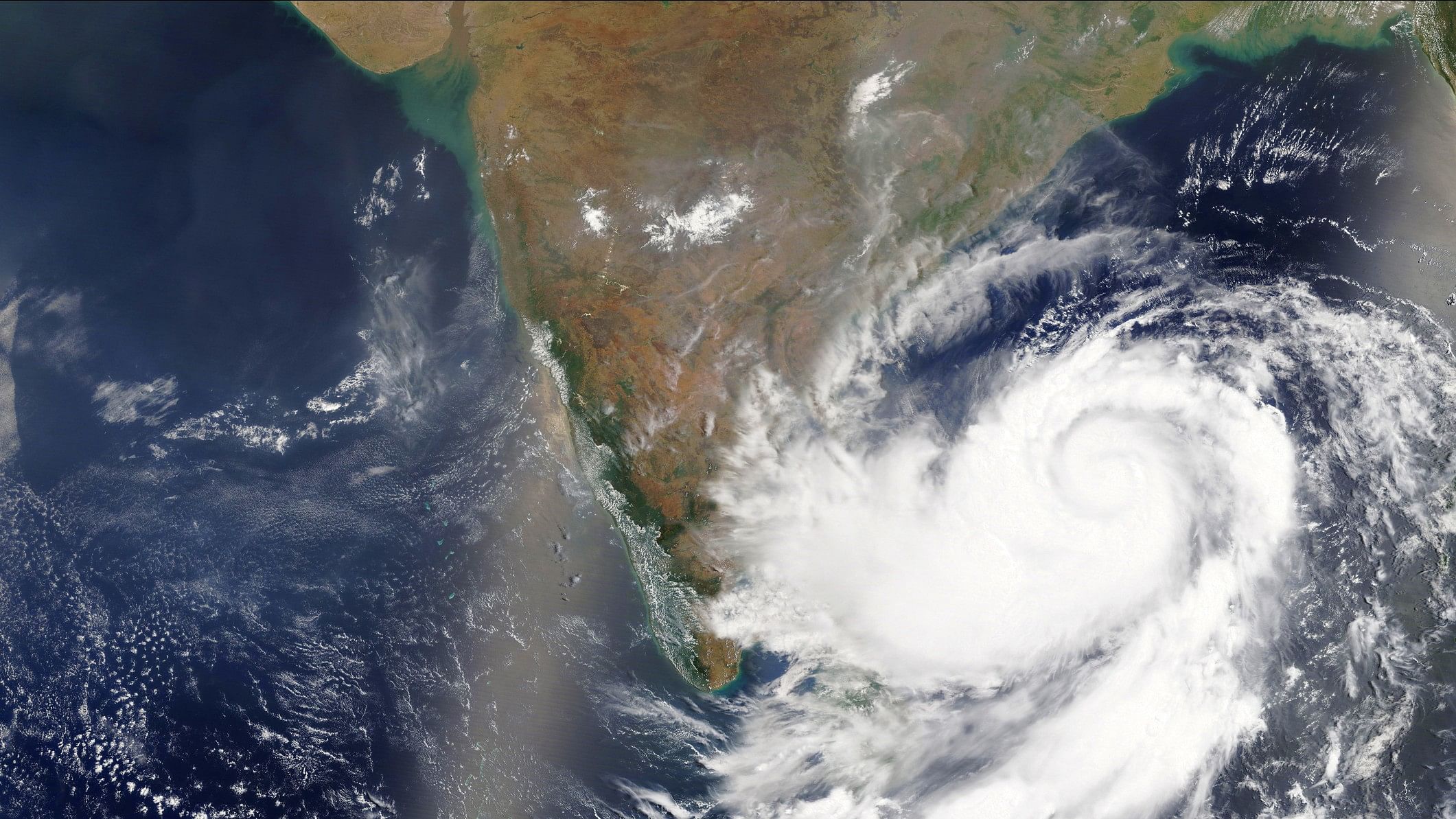 <div class="paragraphs"><p>Cyclone Fani heading towards India in 2019</p></div>