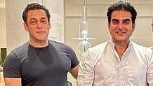 <div class="paragraphs"><p>Bollywood actors Salman Khan and Arbaaz Khan</p></div>