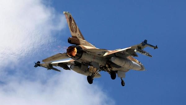 <div class="paragraphs"><p>An Israeli F16 fighter jet</p></div>