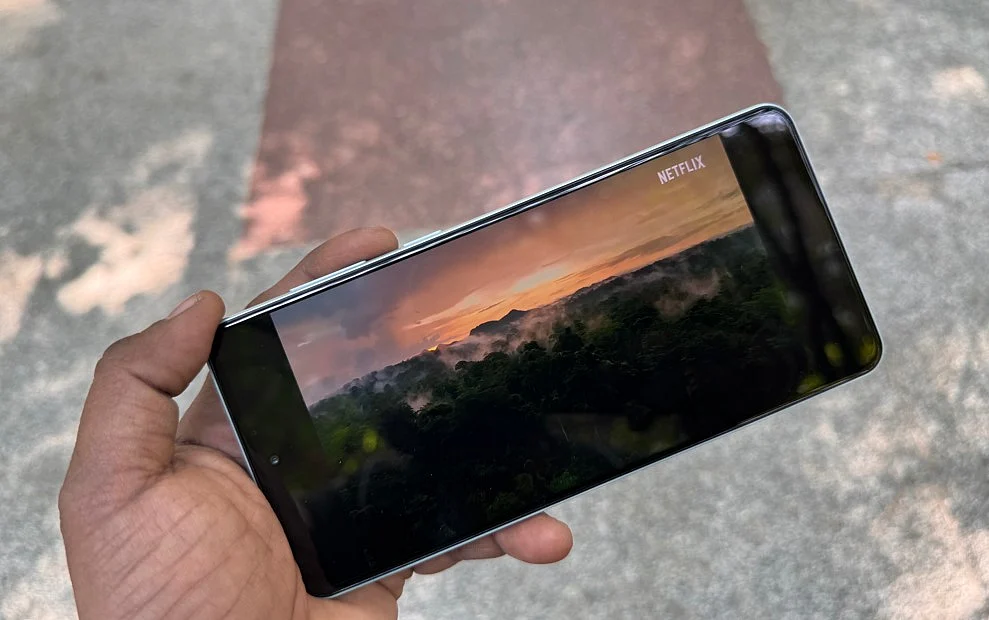 Samsung Galaxy M55 review: Slim phone with long-lasting battery life