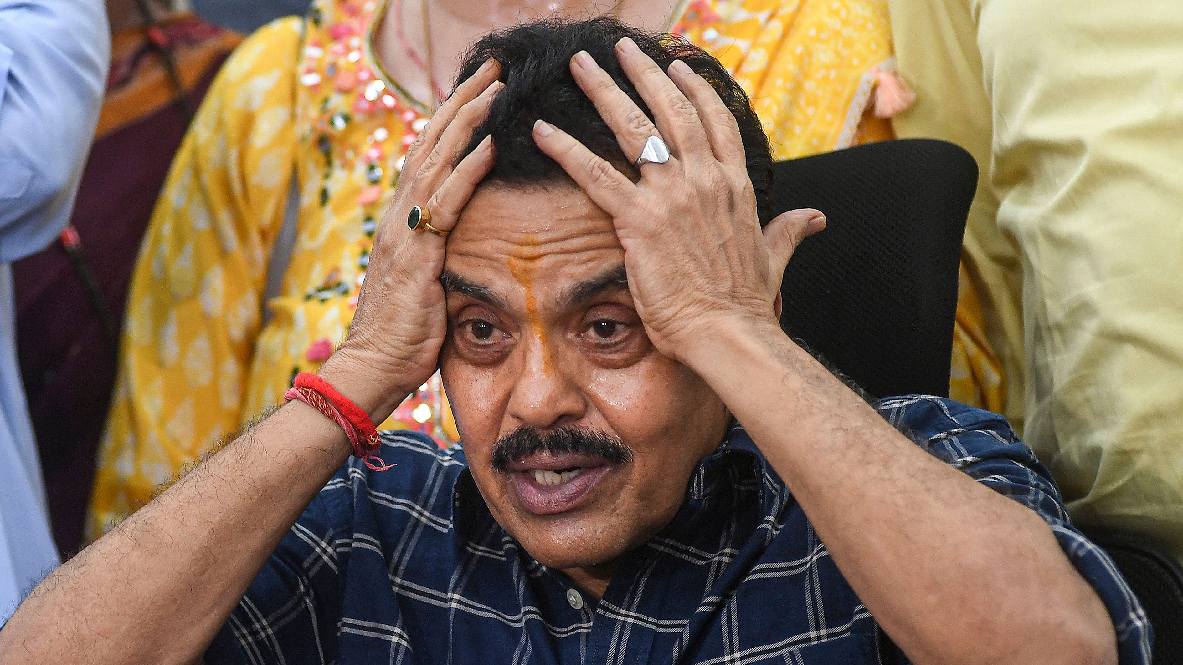 <div class="paragraphs"><p>Former Congress leader Sanjay Nirupam addresses a press conference, in Mumbai, Thursday, April 4, 2024. </p></div>