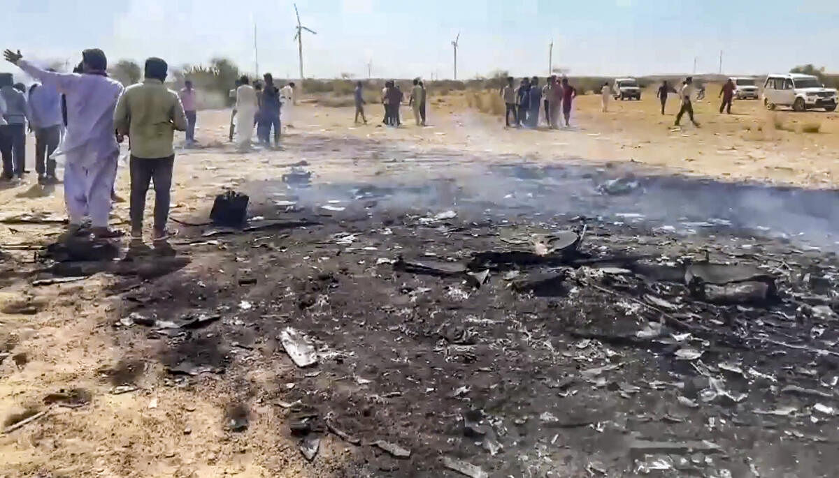 <div class="paragraphs"><p>Charred remains of an Indian Air Force plane that crashed in Pithala village, in Jaisalmer, Thursday morning, April 25, 2024.</p></div>