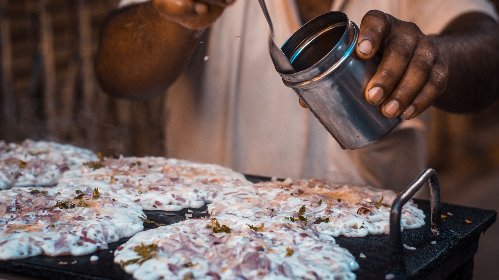 <div class="paragraphs"><p>Representative image of a roadside eatery in Bengaluru</p></div>