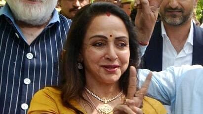 <div class="paragraphs"><p>Hema Malini files nomination for LS polls.</p></div>