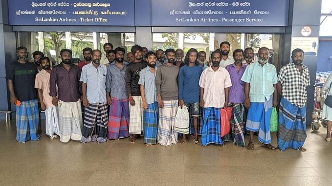<div class="paragraphs"><p>The 24 repatriated fishermen from Sri Lanka.</p></div>