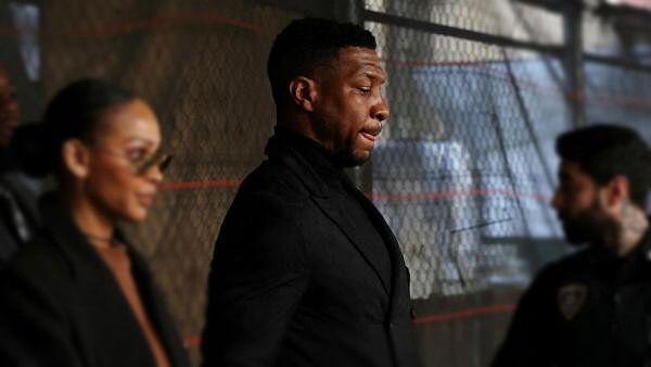 <div class="paragraphs"><p>Actor Jonathan Majors leaves the sentencing in his assault and harassment case at Manhattan Criminal Court in New York City, US, April 8, 2024.</p></div>