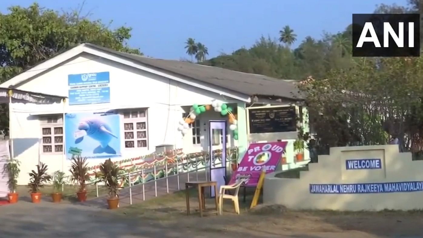 <div class="paragraphs"><p>A polling station in Andaman</p></div>
