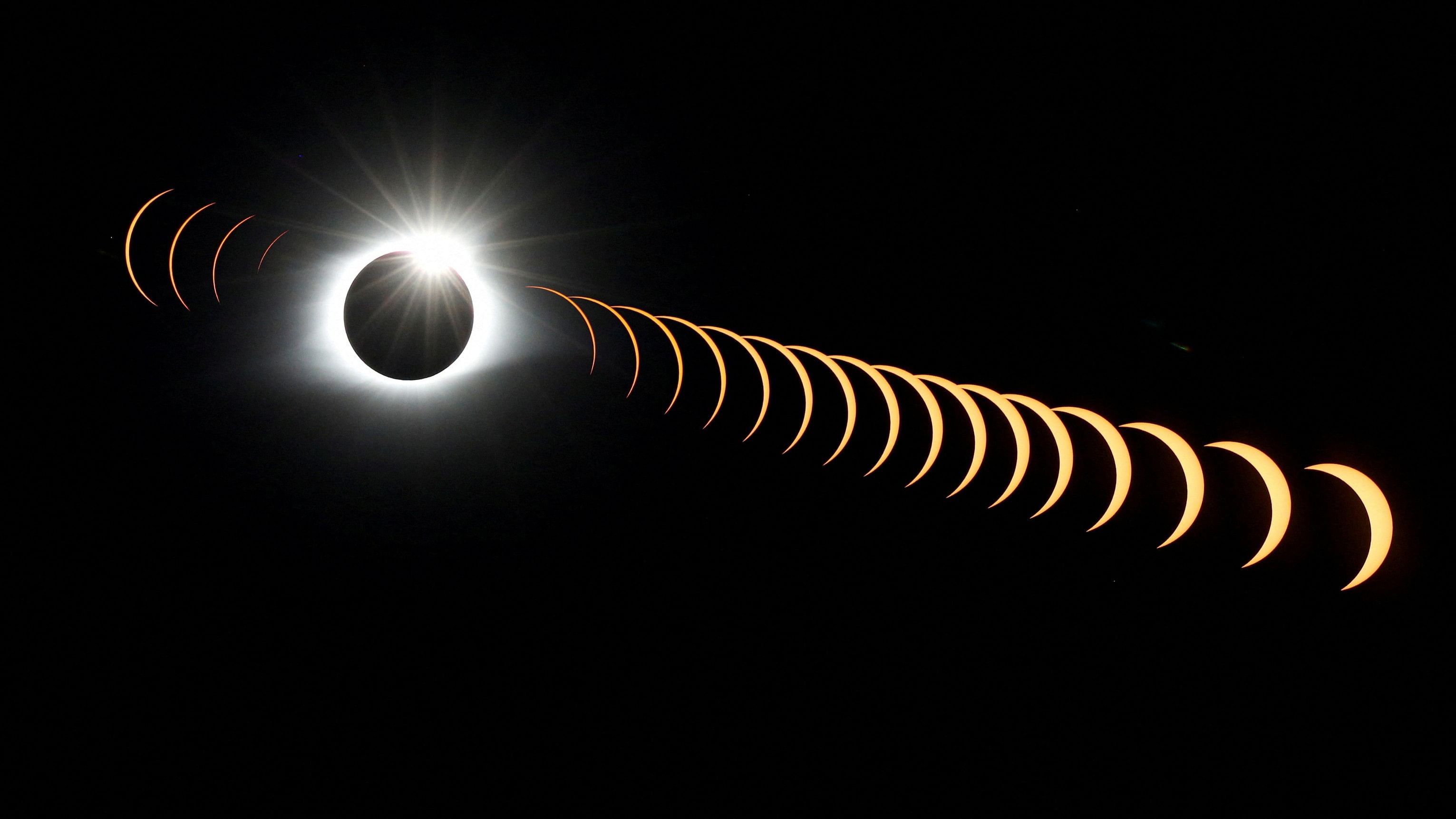 <div class="paragraphs"><p>Total Solar Eclipse.</p></div>