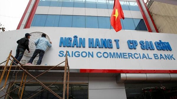 <div class="paragraphs"><p>Saigon Commercial Bank in Hanoi.</p></div>
