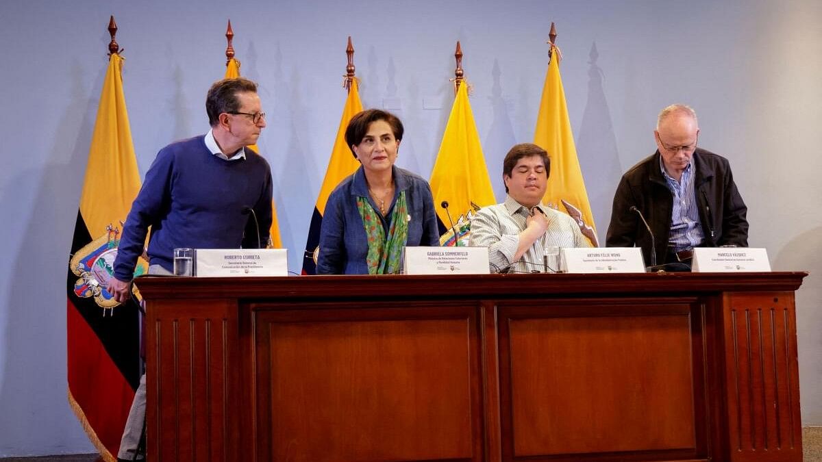 <div class="paragraphs"><p>Ecuador’s Foreign Minister Gabriela Sommerfeld addresses the media after Ecuadorean forces raided Mexico's embassy to arrest former Ecuador’s VP Glas, in Quito</p><p></p></div>