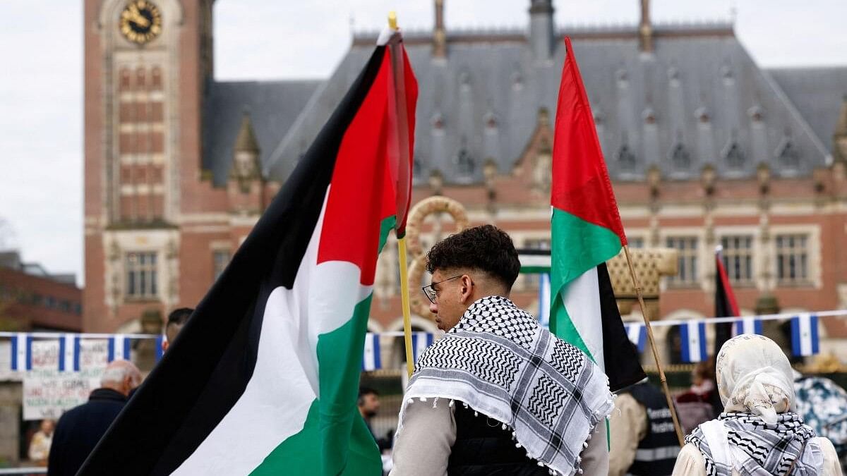 <div class="paragraphs"><p>People demonstrate in support of Palestinians, on the day Nicaragua asked the International Court of Justice to order Berlin to halt military arms exports to Israel and reverse its decision to stop funding UN Palestinian refugee agency UNRWA, outside the Peace Palace in The Hague, Netherlands, April 8, 2024. </p></div>