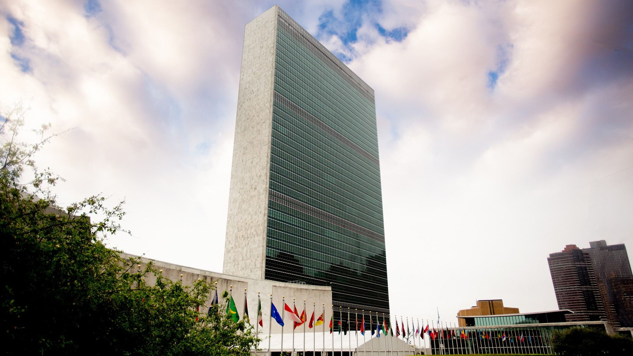 <div class="paragraphs"><p>View of the UN building in New York</p></div>