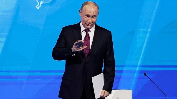 <div class="paragraphs"><p>Russian President Vladimir Putin</p></div>