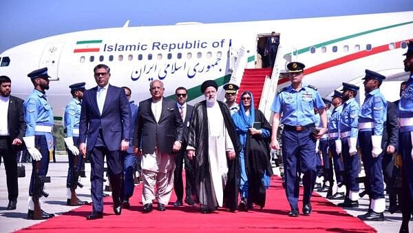 <div class="paragraphs"><p>Iranian President Ebrahim Raisi arrives on a three-day official visit in Islamabad.</p></div>