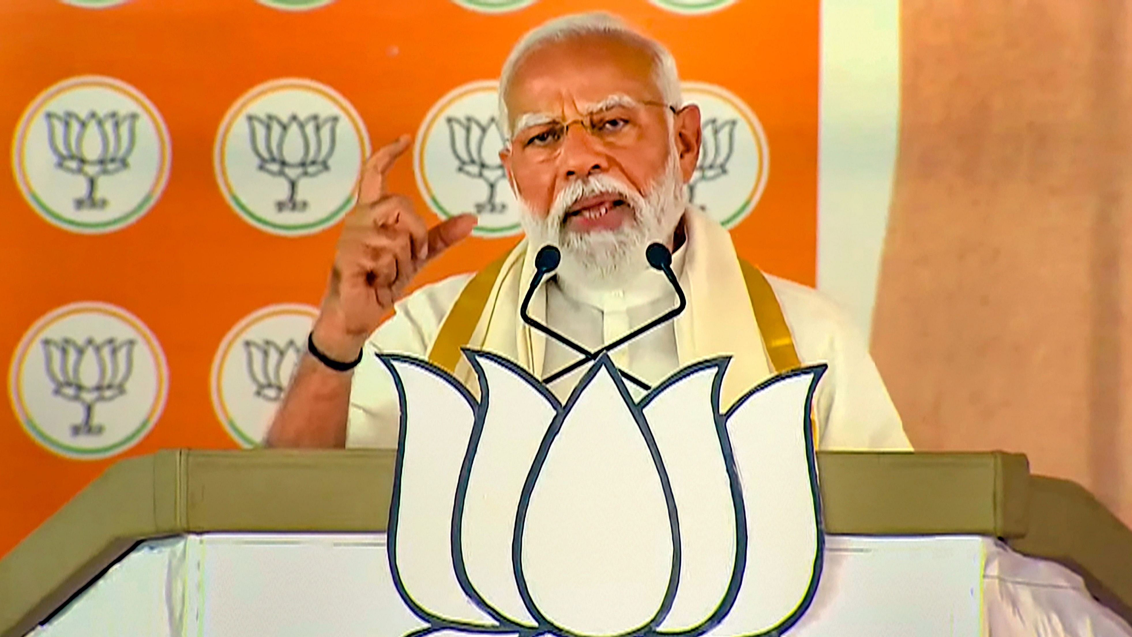 <div class="paragraphs"><p>Prime Minister Narendra Modi addresses a public meeting, in Kerala.</p></div>