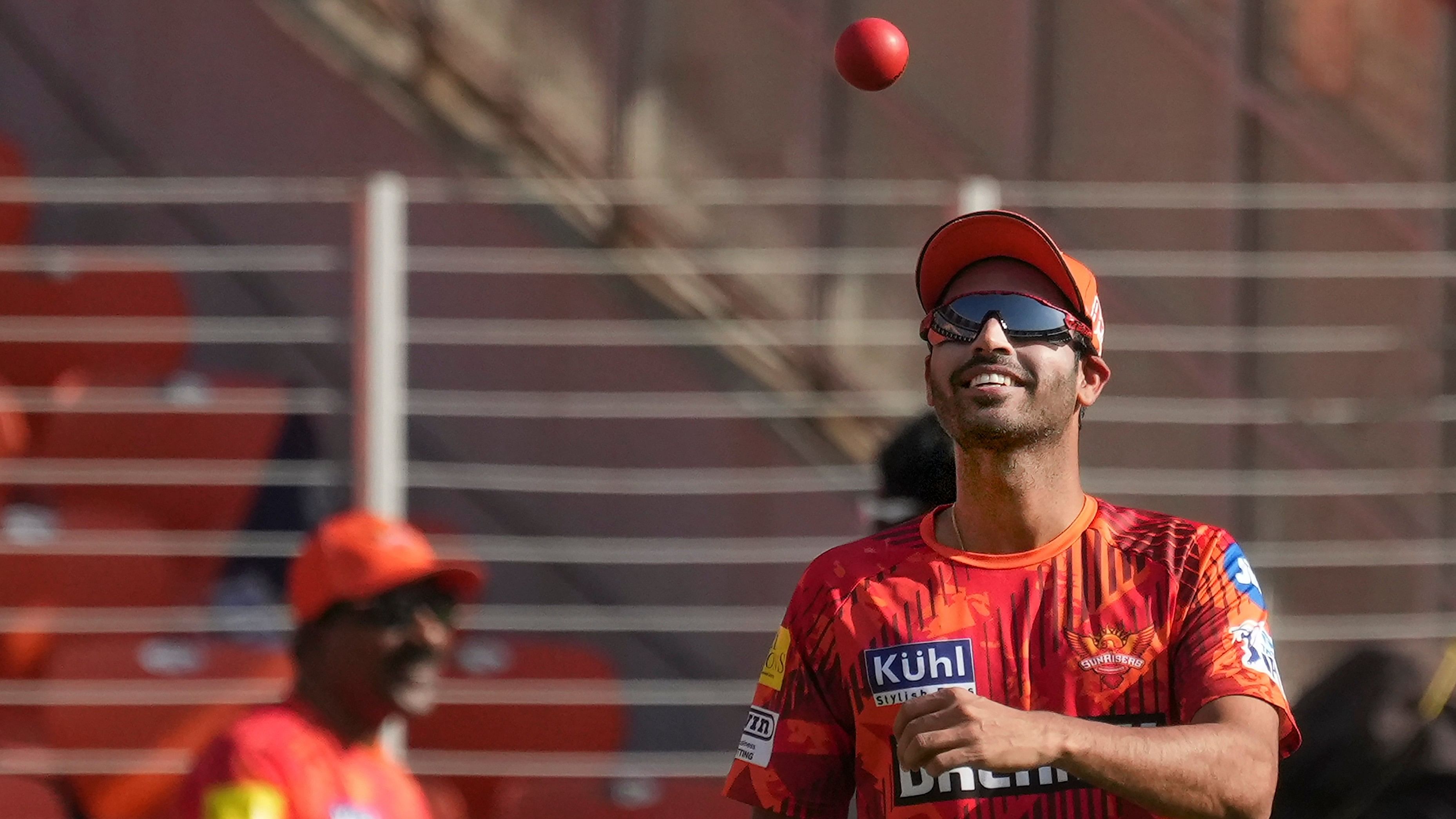 <div class="paragraphs"><p>Sunrisers Hyderabad's Bhuvneshwar Kumar during a practice session ahead of the Indian Premier League (IPL) 2024 T20 cricket match</p></div>