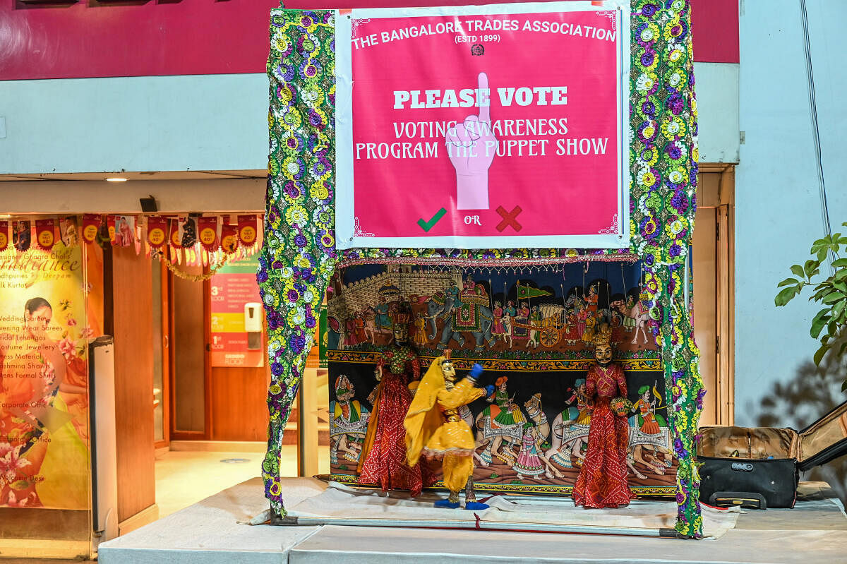 <div class="paragraphs"><p>Puppet show for voting awareness by The Bangalore Traders Association in MG Road Bengaluru on Saturday, 20th April 2024. </p></div>