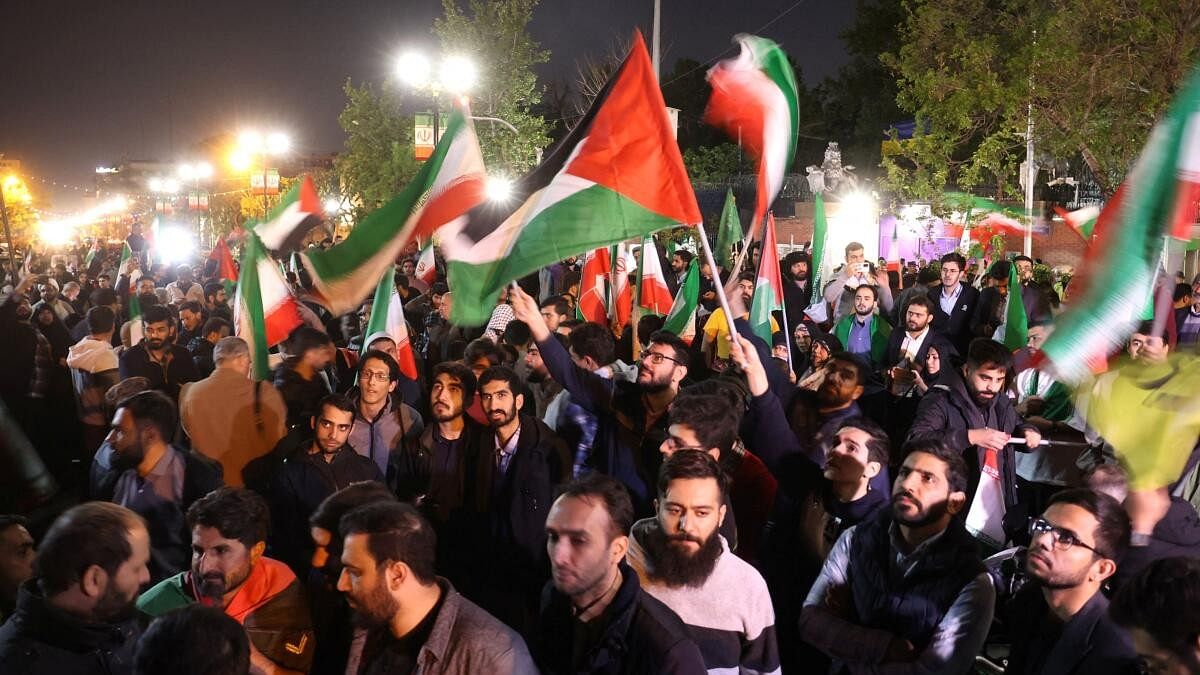 <div class="paragraphs"><p>Iranian demonstrators attend an anti-Israeli gathering in front of the British Embassy in Tehran, Iran, April 14, 2024. </p></div>