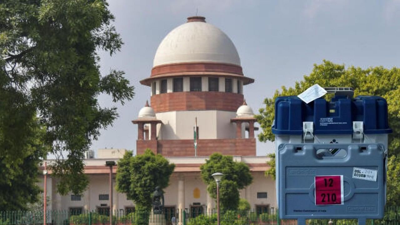 <div class="paragraphs"><p>Supreme Court of India, EVM with VVPAT.</p></div>