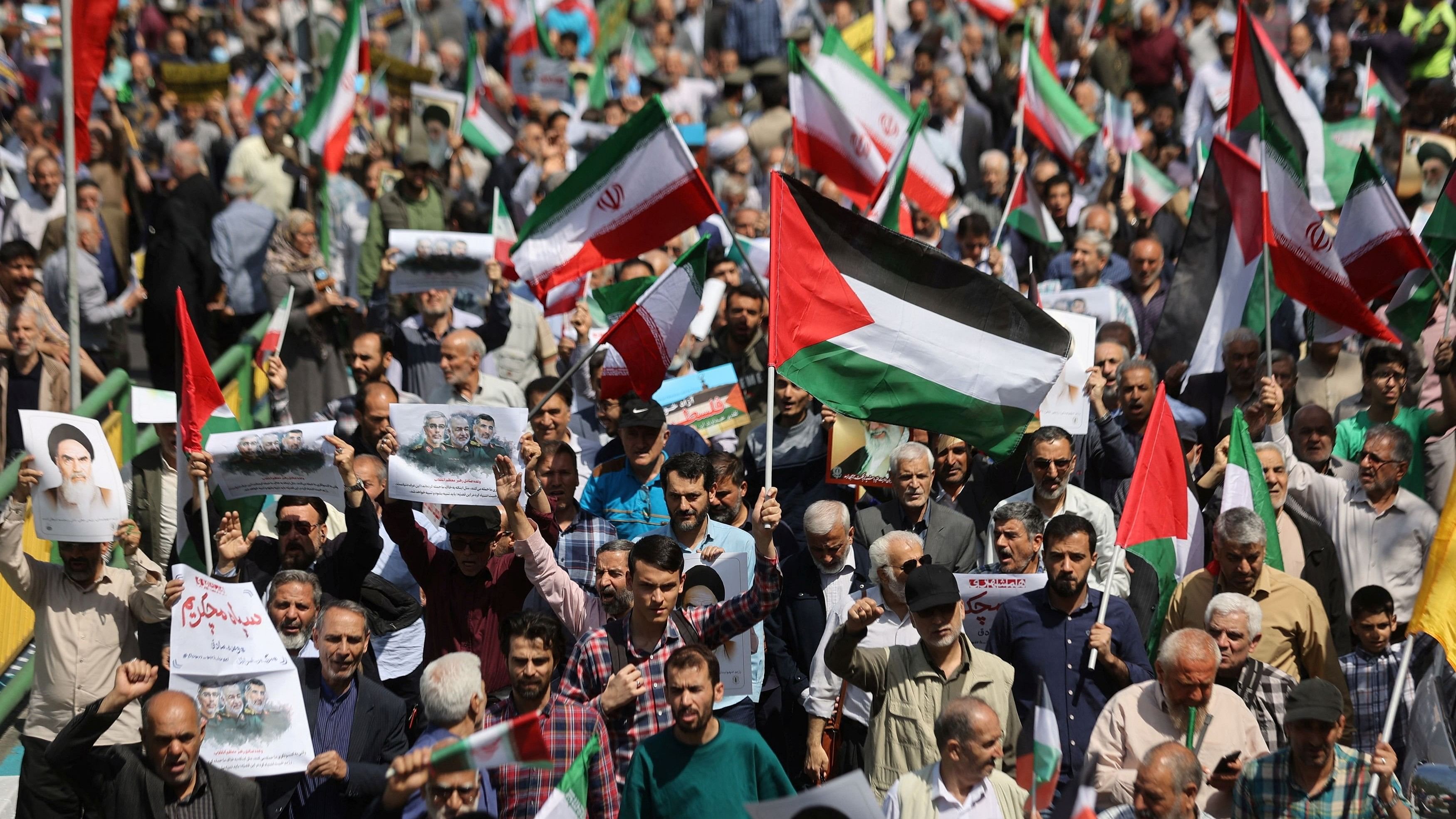 <div class="paragraphs"><p>Iranians attend an anti-Israel rally in Tehran, Iran.</p></div>