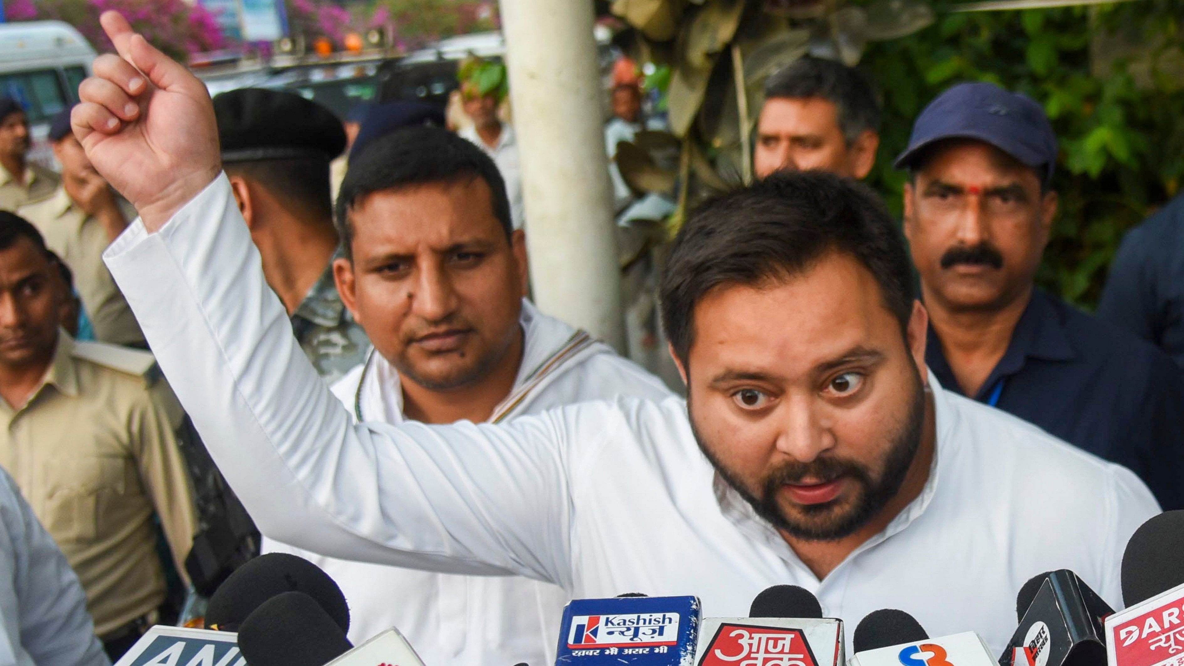 <div class="paragraphs"><p>RJD leader Tejashwi Yadav interacts with the media ahead of the second phase of Lok Sabha elections, in Patna.</p></div>