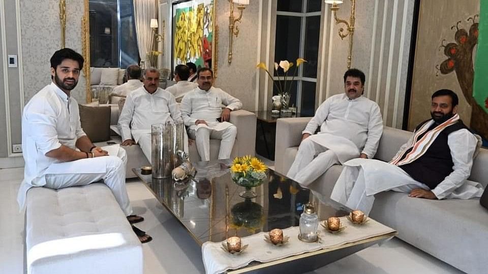 <div class="paragraphs"><p>(Second from right) Kuldeep Bishnoi with other BJP leaders.</p></div>