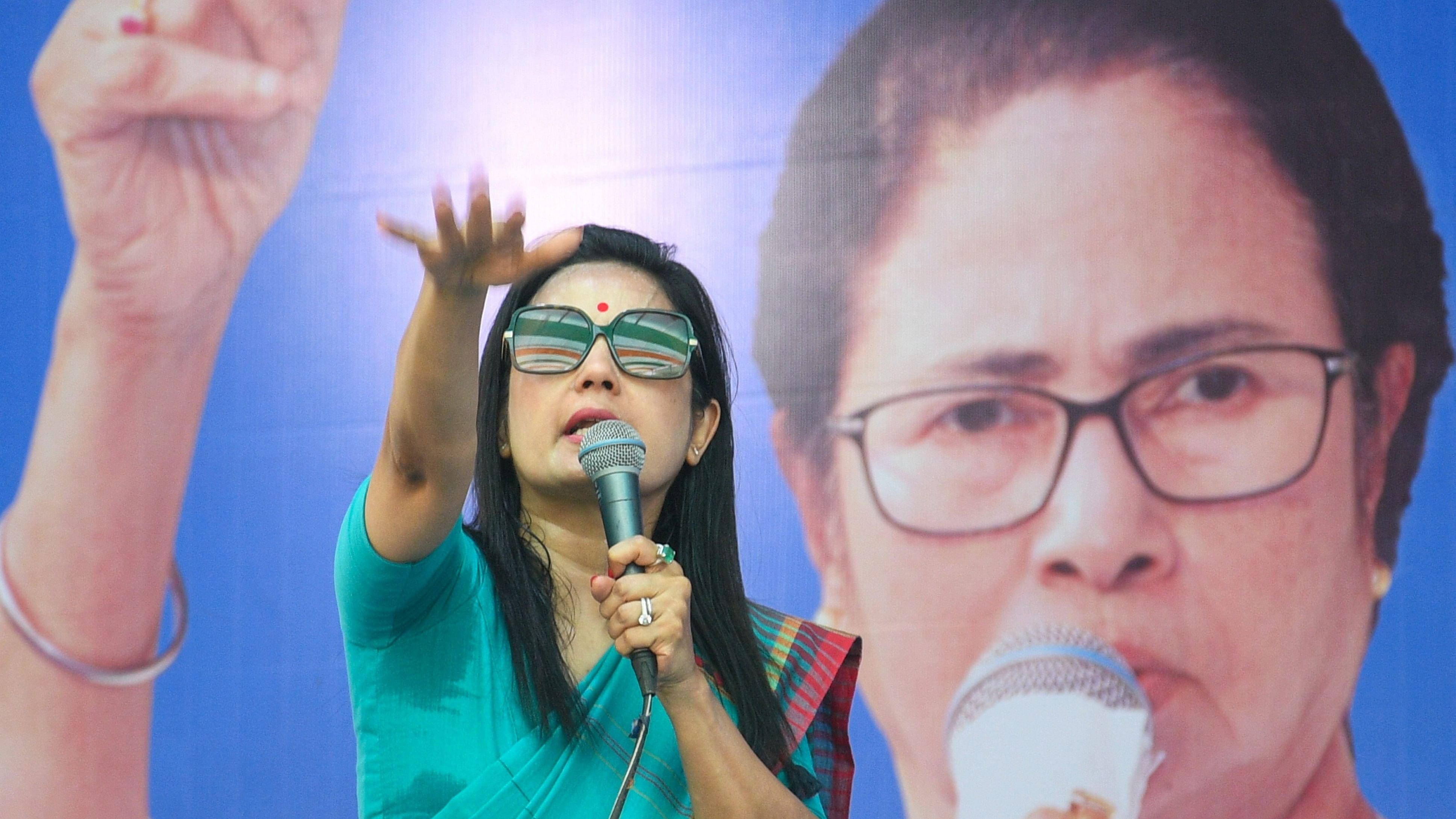 <div class="paragraphs"><p>Krishnanagar TMC candidate Mahua Moitra at an election campaign rally for Lok Sabha polls at Dhubuliya, in Nadia district, Sunday, March 31, 2024.</p></div>