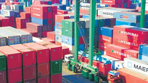 <div class="paragraphs"><p>Representative image of export containers.</p></div>