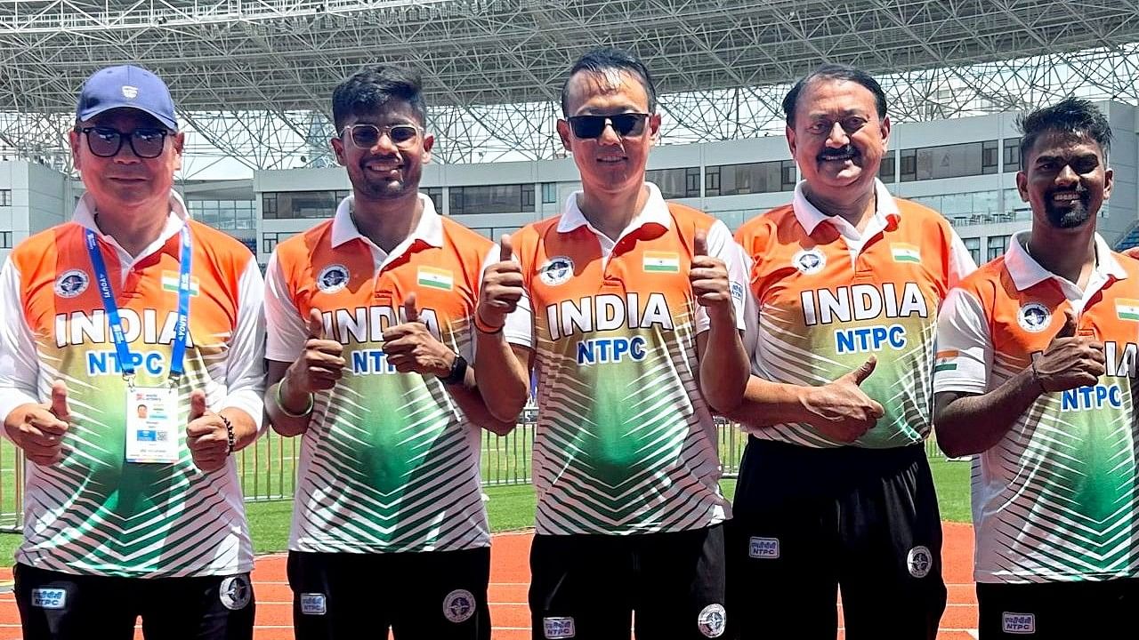 <div class="paragraphs"><p> Men's recurve archery team members Dhiraj Bommadevara (2nd from left), Tarundeep Rai (third from left) and Pravin Jadhav (extreme right) after reaching final of Archery World Cup Stage 1, in Shanghai, Thursday, April 25, 2024. </p></div>