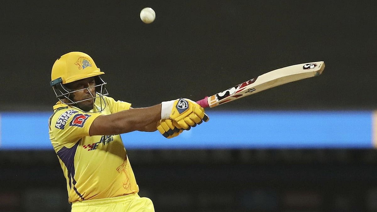 <div class="paragraphs"><p>Ambati Rayudu has taken a swipe at senior players in RCB.</p></div>