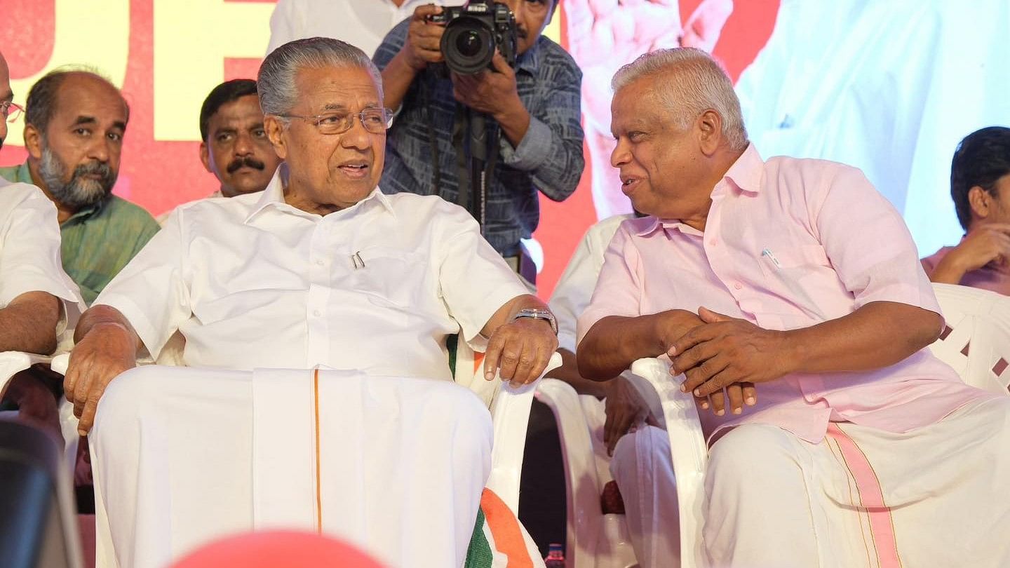 <div class="paragraphs"><p>(R) M V Jayarajan with (L) Kerala Chief Minister Pinarayi Vijayan</p></div>