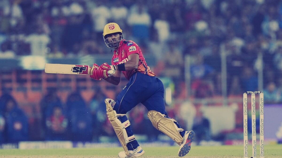 <div class="paragraphs"><p>Punjab Kings' Shashank Singh takes the winning runs during the Indian Premier League (IPL) 2024 T20 cricket match between Gujarat Titans and Punjab Kings at the Narendra Modi Stadium, Ahmedabad, Thursday, April 04, 2024.</p></div>