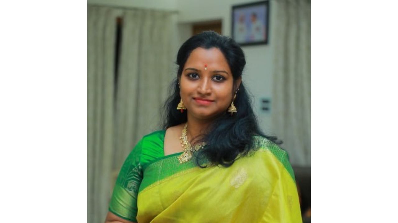 <div class="paragraphs"><p>Kavya, who was BRS candidate from Warangal, had recently opted out of the contest citing recent allegations of corruption and phone tapping against the previous K Chandrasekhar Rao-led regime.</p></div>