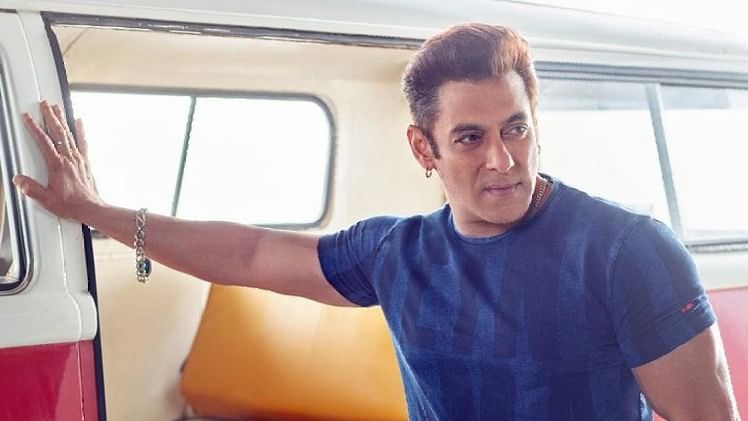 <div class="paragraphs"><p>Bollywood star Salman Khan</p></div>