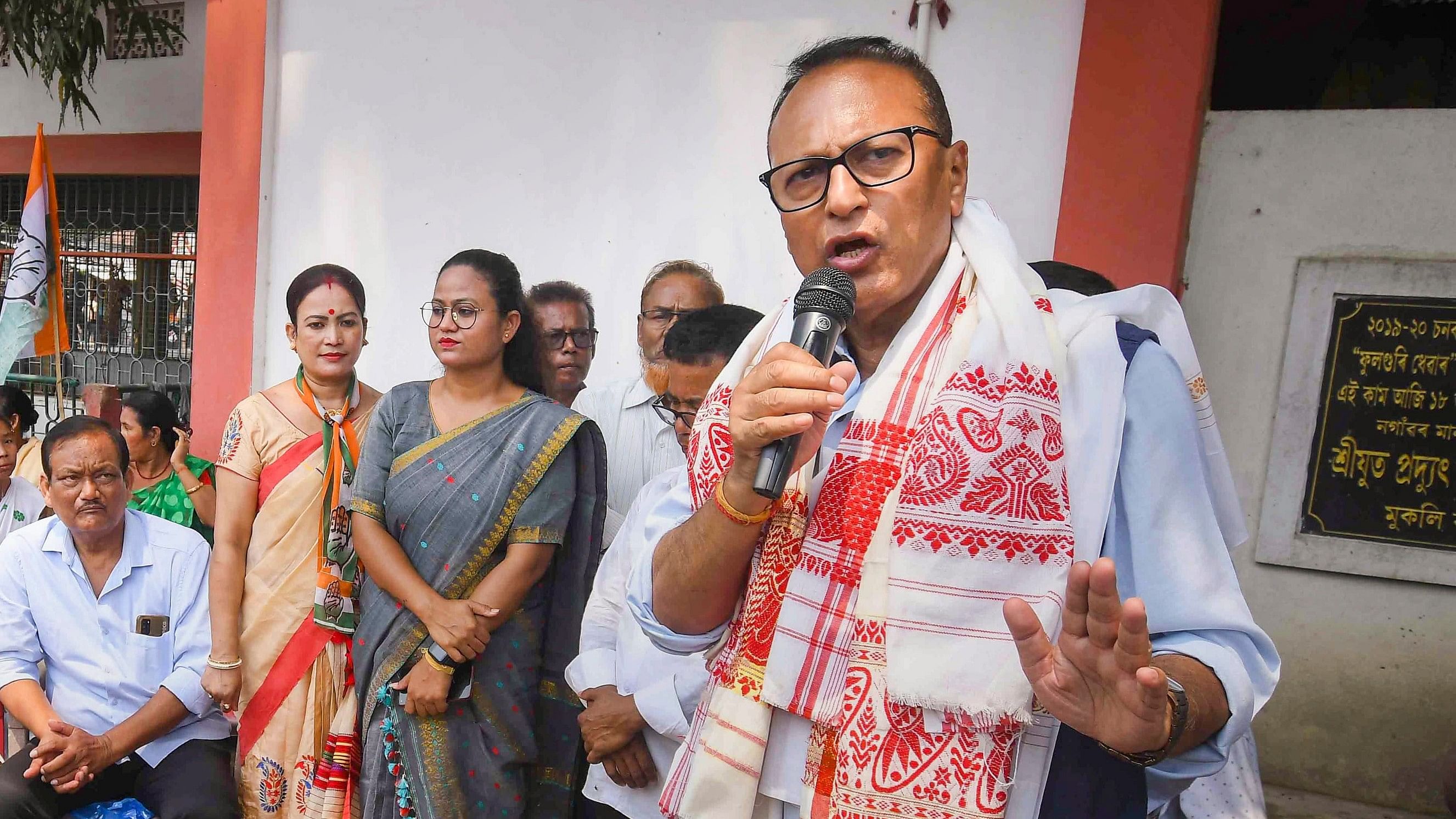 <div class="paragraphs"><p>Congress candidate from the Nagaon Lok Sabha constituency Pradyut Bordoloi during his election campaign for the upcoming elections, at Phulaguri, in Nagaon district, Tuesday, April 9, 2024. </p></div>